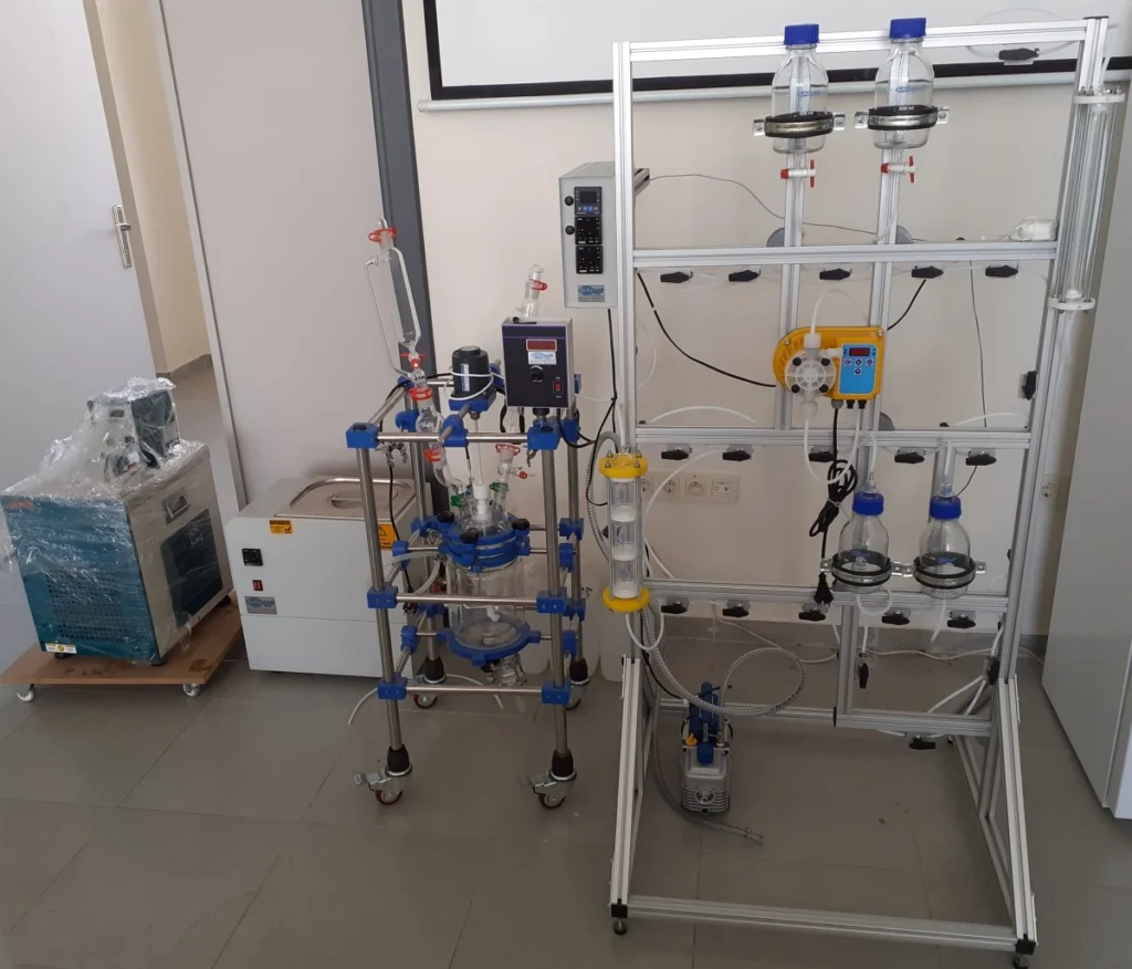 20 Litre Benalab Cam borosilikat Reaktör Sistemi - İyonik Sıvı ve Reflux Özellikli Kimyasal Sentez Ünitesi.